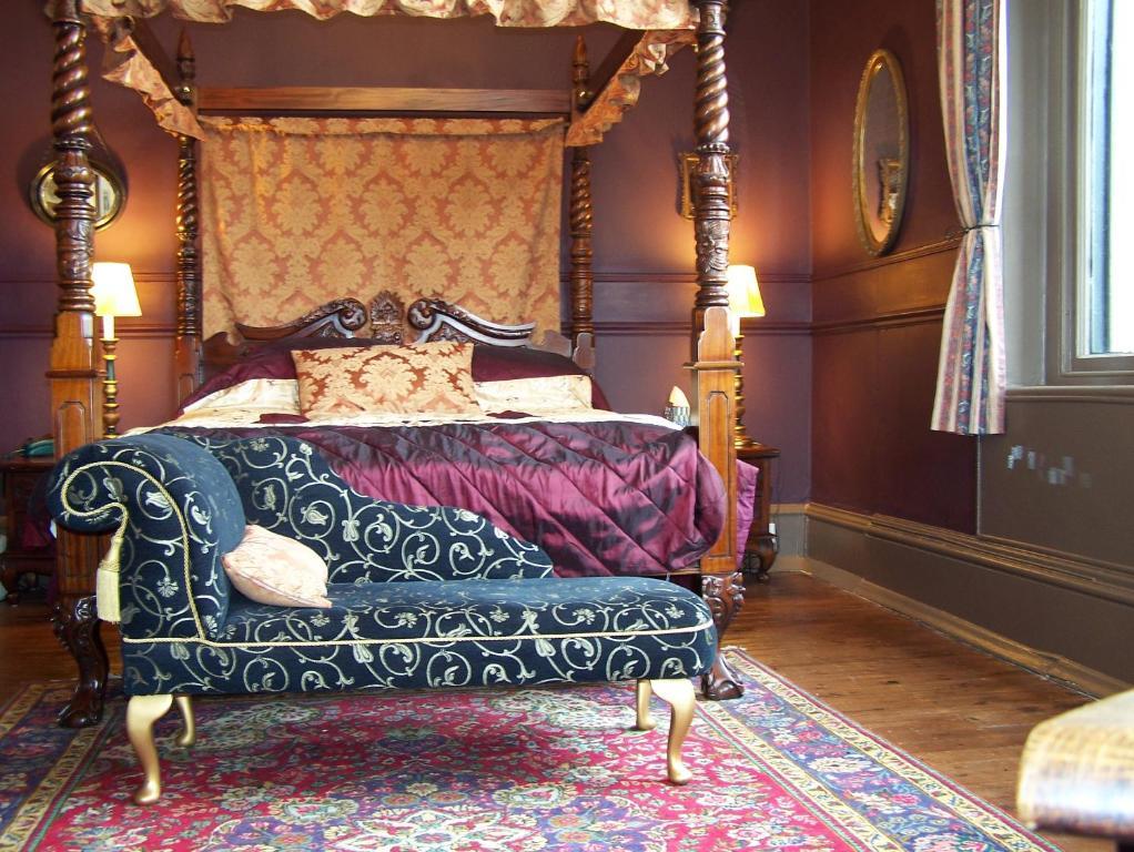 לינה וארוחת בוקר Bonnyrigg The Retreat Castle חדר תמונה