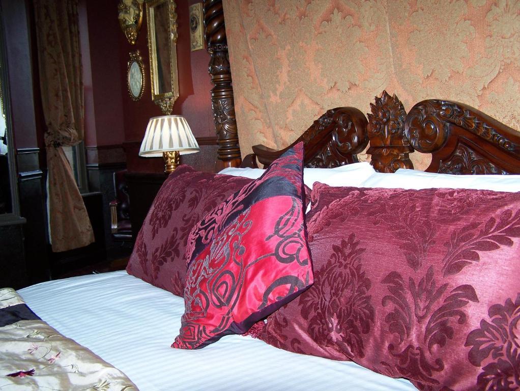 לינה וארוחת בוקר Bonnyrigg The Retreat Castle חדר תמונה