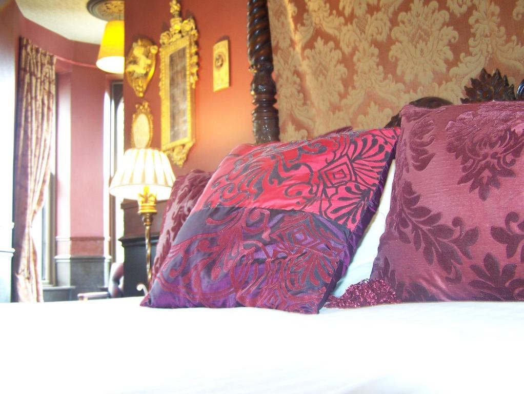 לינה וארוחת בוקר Bonnyrigg The Retreat Castle חדר תמונה