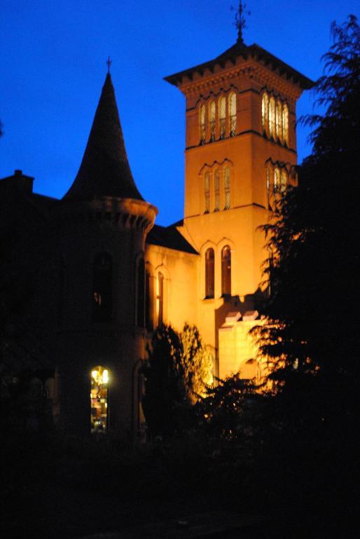 לינה וארוחת בוקר Bonnyrigg The Retreat Castle מראה חיצוני תמונה