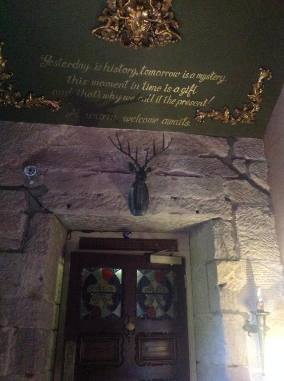 לינה וארוחת בוקר Bonnyrigg The Retreat Castle מראה חיצוני תמונה