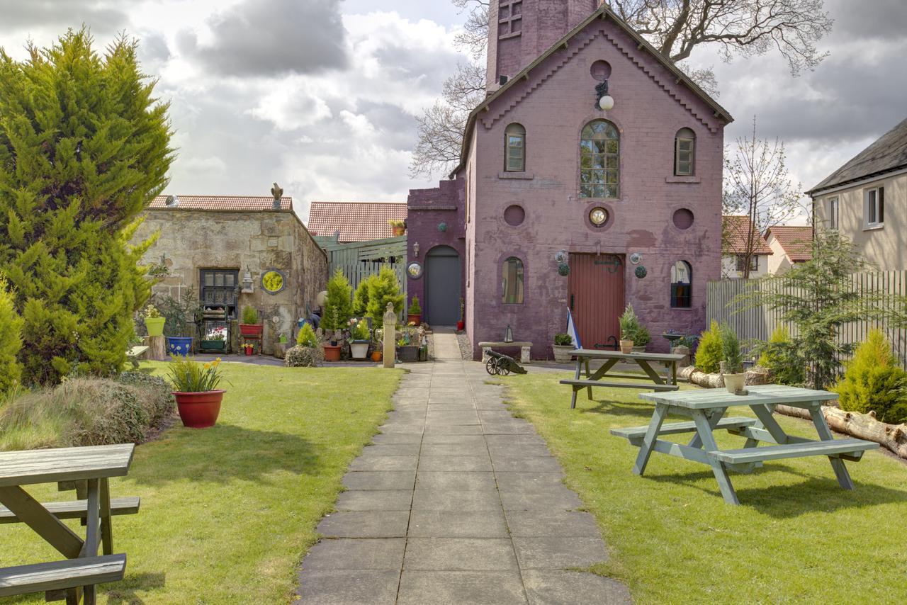 לינה וארוחת בוקר Bonnyrigg The Retreat Castle מראה חיצוני תמונה